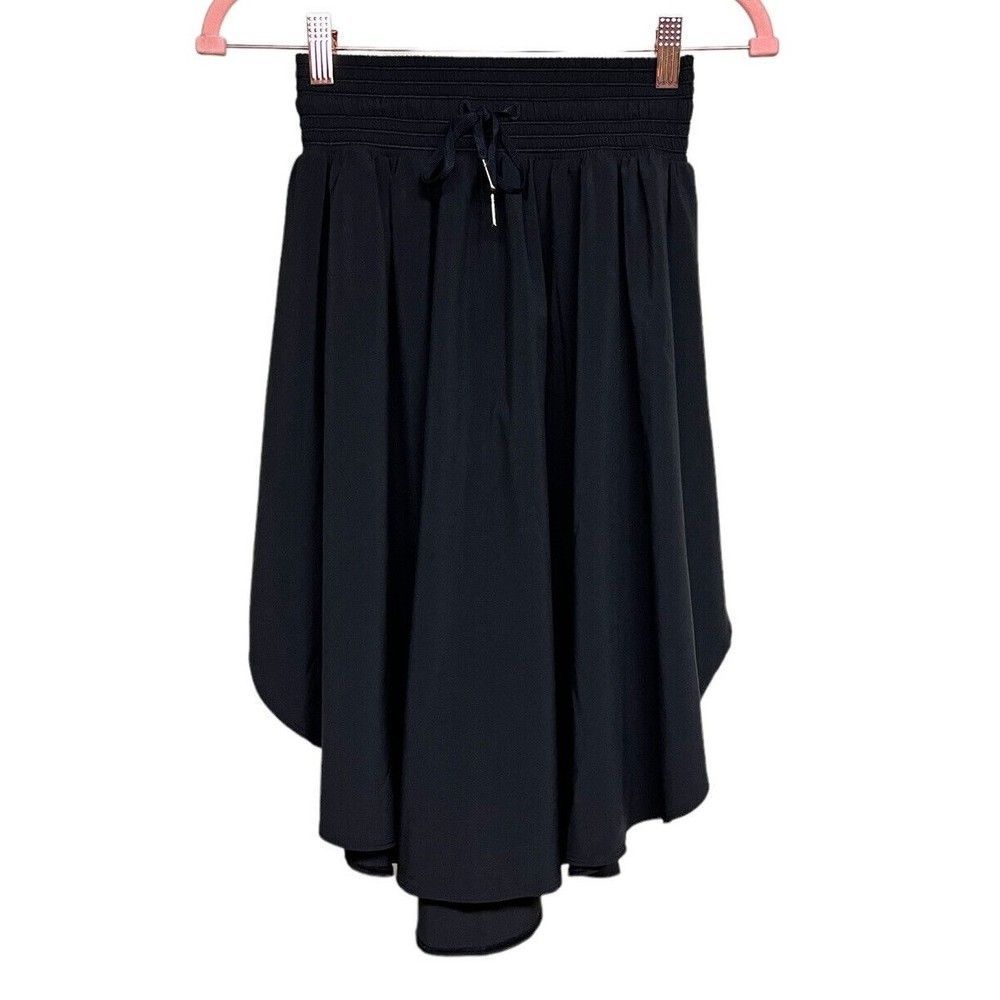 Lululemon The Everyday Skirt Black Size 2/4